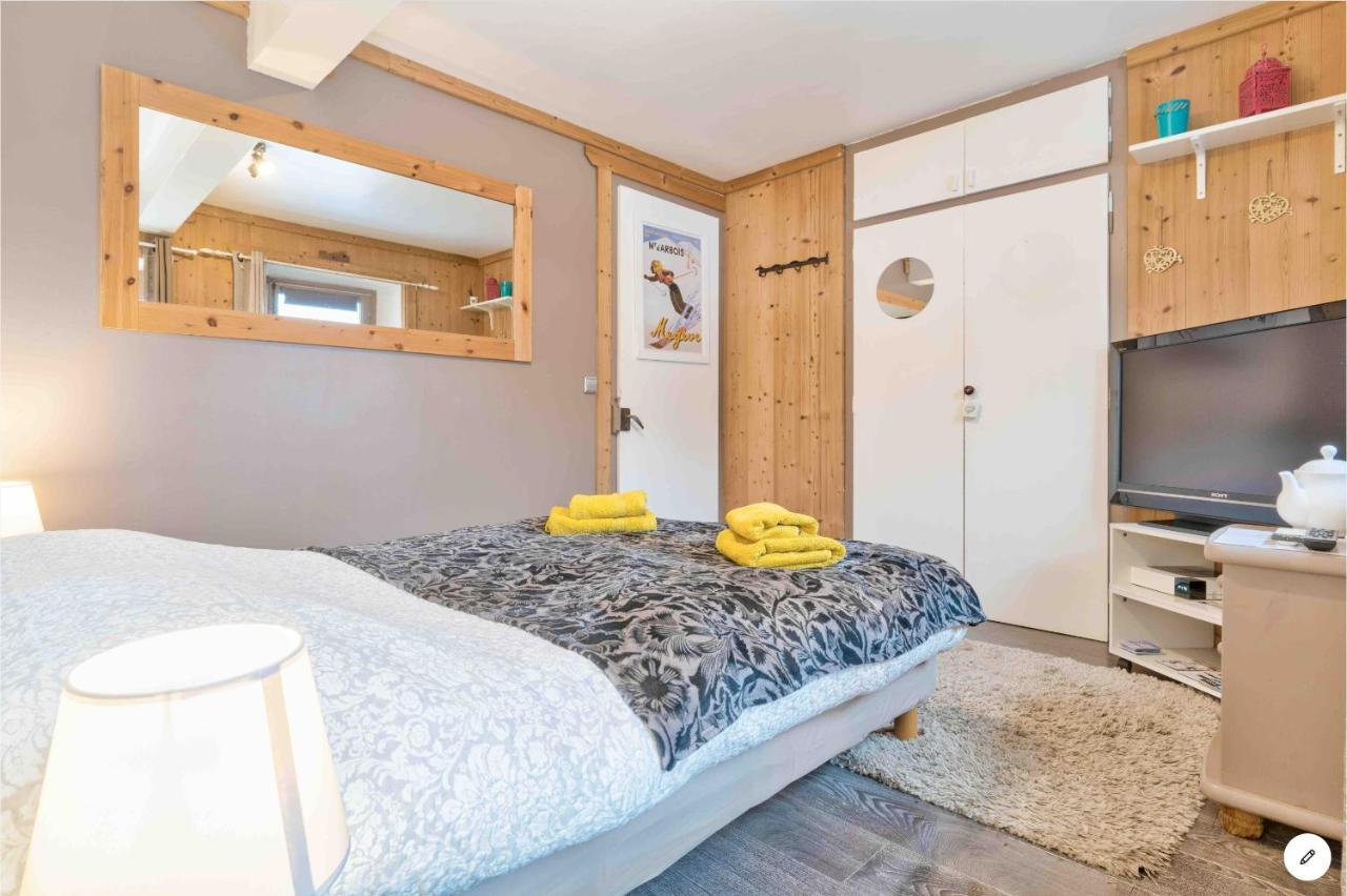 Chambre Independante Avec Salle De Bain Independante Au Rdc D Un Chalet A 25 Kms Chamonix Saint-Gervais-les-Bains Dış mekan fotoğraf
